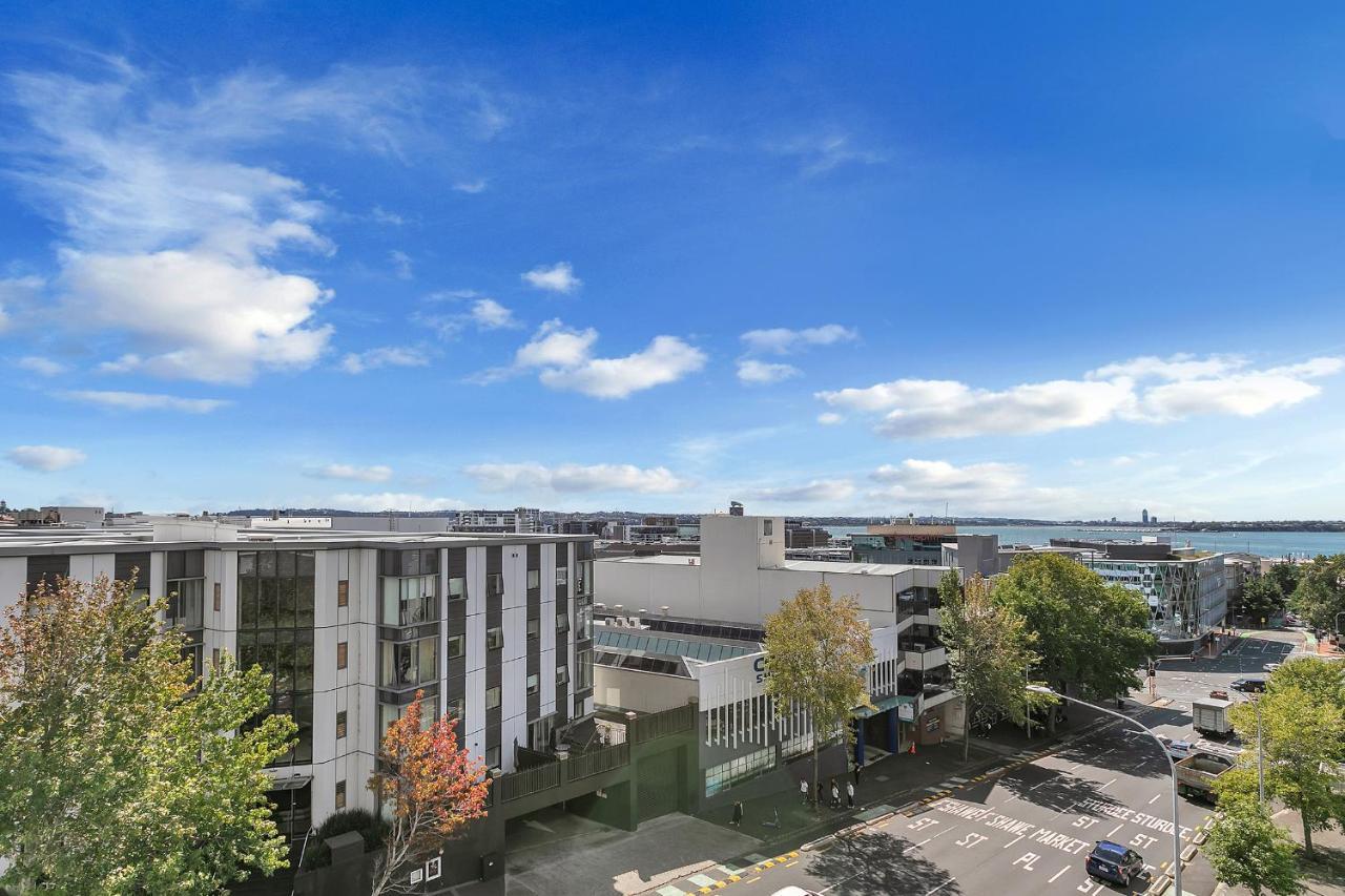 Your Family Getaway - Rooftop Spa & Pool! Auckland Exterior photo